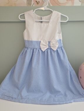Sweet Dreams Blue and White Gingham Dress Size 3t Smocked
